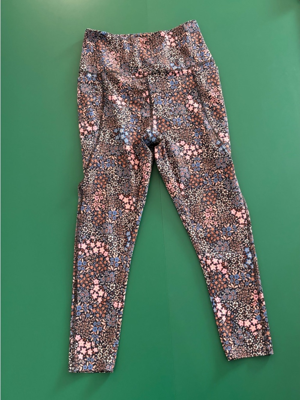 Danskin Size S Women Floral Active Leggings